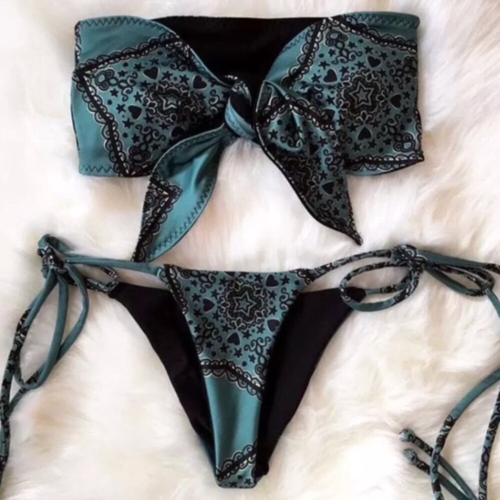 Swimsuit 2 pice bikini 👙